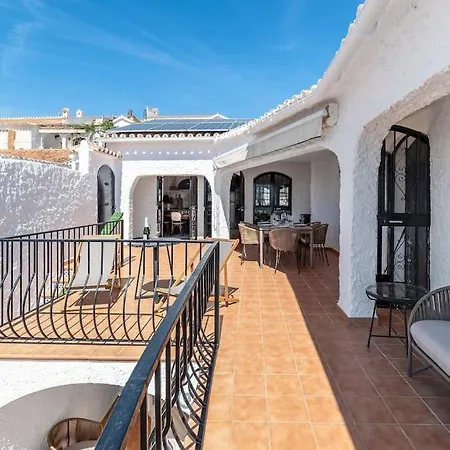 Olivo De Capistrano Villa Nerja